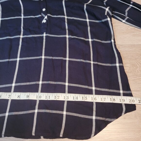 Talbots Tunic Top Women M Windowpane Button Cuffs Notched Neck Blue White - Picture 8 of 10